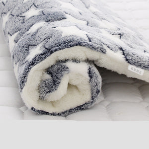 Thickened Pet Blanket – Soft Warm Blanket for Cats & Dogs