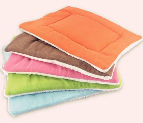 Air Conditioning Pet Cooling Mat – Breathable Summer Bed for Dogs & Cats